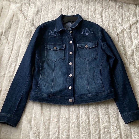 Tinseltown Jackets & Coats Tinsel Town Womens Embroidered Denim